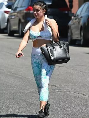 Ariel Winter OnlyFans Leaked Free Thumbnail Picture - #dTVUX4EFXN