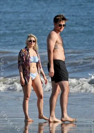 Ariel Winter OnlyFans Leaked Free Thumbnail Picture - #eIfADHM3Z2