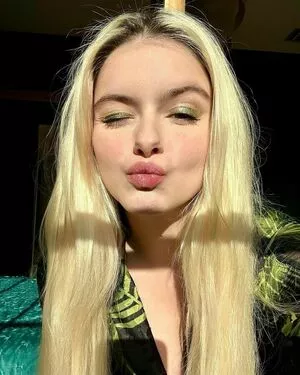 Ariel Winter OnlyFans Leaked Free Thumbnail Picture - #jGgklHeei3