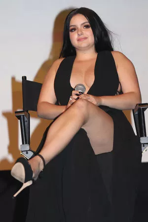 Ariel Winter OnlyFans Leaked Free Thumbnail Picture - #q9zC7kqIo9