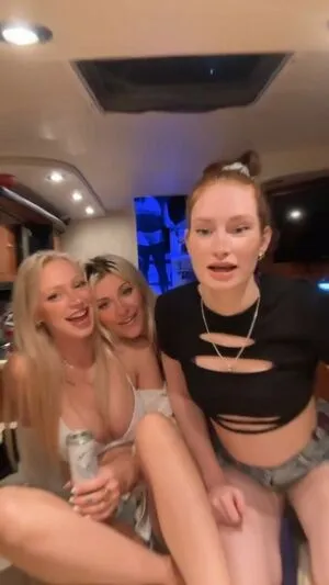 arielicetv OnlyFans Leaked Free Thumbnail Picture - #IEO3GEOhWW