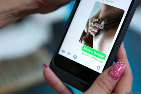 Ariella Ferrera OnlyFans Leaked Free Thumbnail Picture - #S0m3069bAE