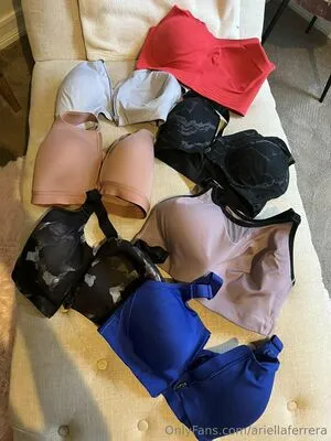 Ariellaferrera OnlyFans Leaked Free Thumbnail Picture - #44WOo5l2B5