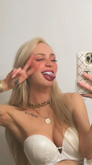 Arielleaube OnlyFans Leaked Free Thumbnail Picture - #5lyXveqoeY