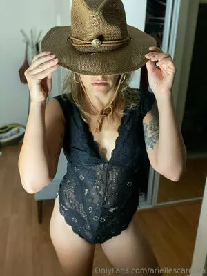 Ariellescarcella OnlyFans Leaked Free Thumbnail Picture - #jbNExxv8qx