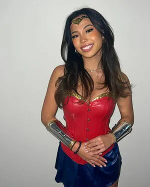 Arienne Monteclar OnlyFans Leaked Free Thumbnail Picture - #amNOtokAEp