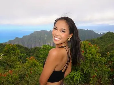 Arienne Monteclar OnlyFans Leaked Free Thumbnail Picture - #gxOEg92vIA