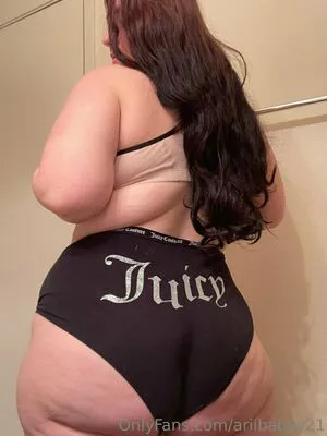 Ariibabyy21 OnlyFans Leaked Free Thumbnail Picture - #s2Ym1EhrIy