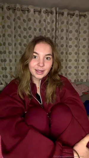 Arina Mirova OnlyFans Leaked Free Thumbnail Picture - #ItEVTDLfA0