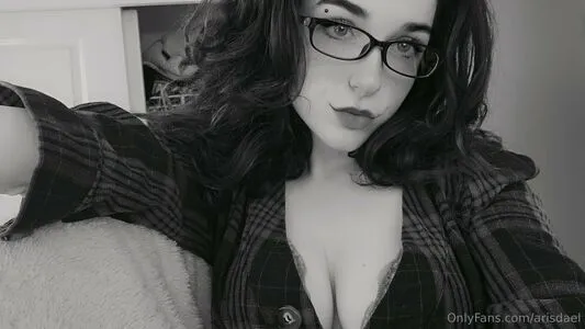 Arisdael OnlyFans Leaked Free Thumbnail Picture - #chRpaKLnBv