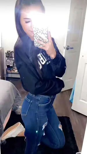 Arleigh Burke OnlyFans Leaked Free Thumbnail Picture - #ko06l8kvF6
