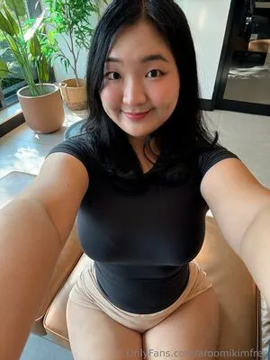 Aroomikimfree OnlyFans Leaked Free Thumbnail Picture - #s8YMUz1XNF