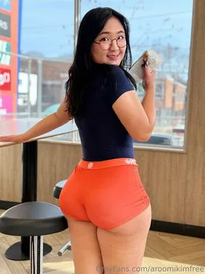 Aroomikimfree OnlyFans Leaked Free Thumbnail Picture - #ztX84xtLZT