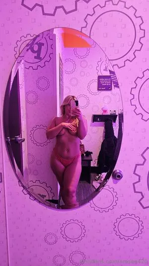 Arosee420 OnlyFans Leaked Free Thumbnail Picture - #x1vqvf6bdV