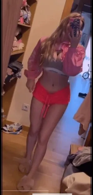 Aroyitt OnlyFans Leaked Free Thumbnail Picture - #eFSOobtvGP