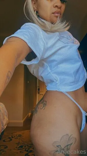 Arrie Cakes OnlyFans Leaked Free Thumbnail Picture - #paPBLtWCpR