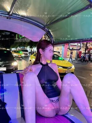 Arthurren00 OnlyFans Leaked Free Thumbnail Picture - #AErefFm2K7