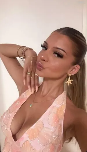 Artinesa Kurtishi OnlyFans Leaked Free Thumbnail Picture - #O2RAlxuVjS