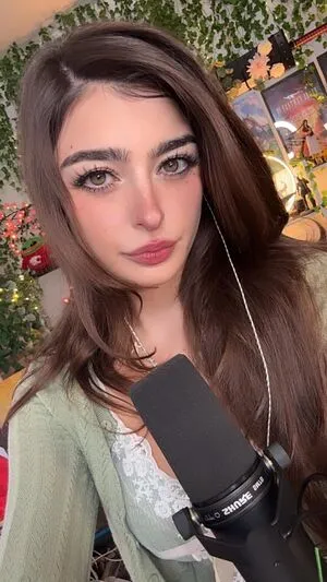 Aruuu OnlyFans Leaked Free Thumbnail Picture - #vpqb38haa4