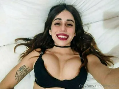 Arya Star OnlyFans Leaked Free Thumbnail Picture - #122idWVRAS