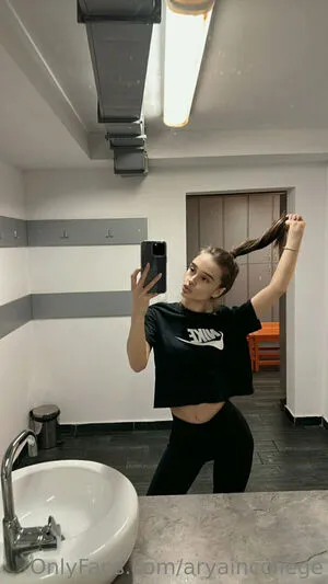 Aryaincollege OnlyFans Leaked Free Thumbnail Picture - #osj3aUCAeg