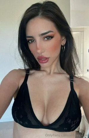 Ash Ley Rose OnlyFans Leaked Free Thumbnail Picture - #IhddCFG2KU