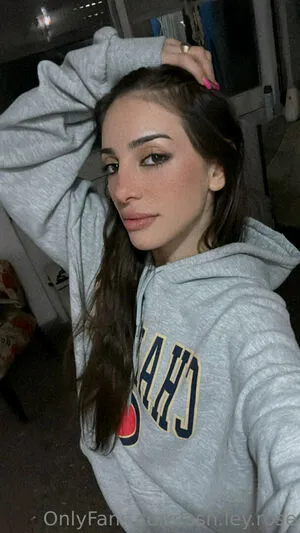 Ash Ley Rose OnlyFans Leaked Free Thumbnail Picture - #SCd3zrs8n9