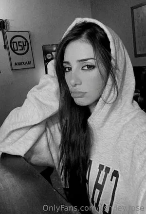 Ash Ley Rose OnlyFans Leaked Free Thumbnail Picture - #wYD7JIQVMQ