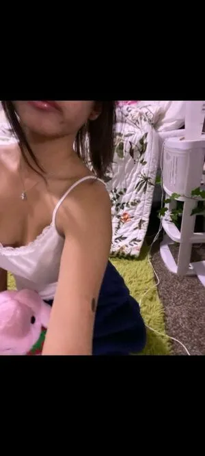 Ash Leyy1 OnlyFans Leaked Free Thumbnail Picture - #32vK6AZDF1