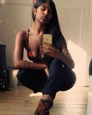 Ash Sarkar OnlyFans Leaked Free Thumbnail Picture - #ltouBBFcVo