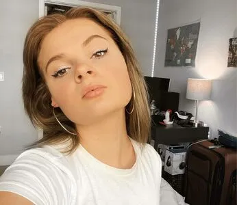 Ashby Florence OnlyFans Leaked Free Thumbnail Picture - #X0O7GTXeXD