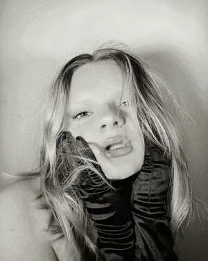 Ashby Florence OnlyFans Leaked Free Thumbnail Picture - #aKsM74O8DZ