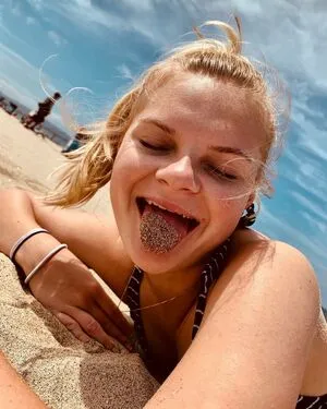 Ashby Florence OnlyFans Leaked Free Thumbnail Picture - #bn9p4nDv25