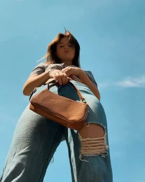 Ashby Florence OnlyFans Leaked Free Thumbnail Picture - #mPrakxWiew