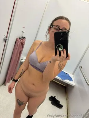 Ashhh3517 OnlyFans Leaked Free Thumbnail Picture - #1p2V8xkfyt