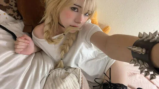 Ashisbees OnlyFans Leaked Free Thumbnail Picture - #kyRSc9N6xl