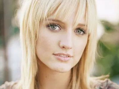 Ashlee Simpson Ross OnlyFans Leaked Free Thumbnail Picture - #SoZztiDjWN