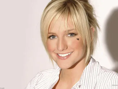 Ashlee Simpson Ross OnlyFans Leaked Free Thumbnail Picture - #Xx1pl27Nrb