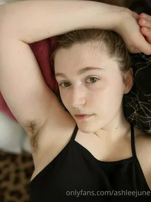 Ashleejune OnlyFans Leaked Free Thumbnail Picture - #gk4jq9eYLR