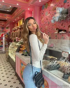 Ashleexoxo OnlyFans Leaked Free Thumbnail Picture - #2ELF2fmTS2