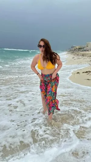 Ashleigh Burton OnlyFans Leaked Free Thumbnail Picture - #1R2B6LAFXF