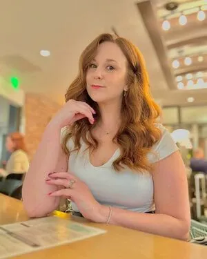 Ashleigh Burton OnlyFans Leaked Free Thumbnail Picture - #25psLezIgU