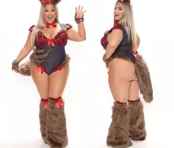 Ashley Alexiss OnlyFans Leaked Free Thumbnail Picture - #wiNELzck58