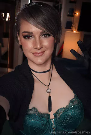 Ashley Barron OnlyFans Leaked Free Thumbnail Picture - #0D0NrQ0esd