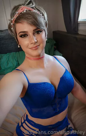 Ashley Barron OnlyFans Leaked Free Thumbnail Picture - #AWoGiU8x9K