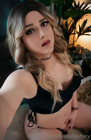 Ashley Barron OnlyFans Leaked Free Thumbnail Picture - #D8t1x6Bb97
