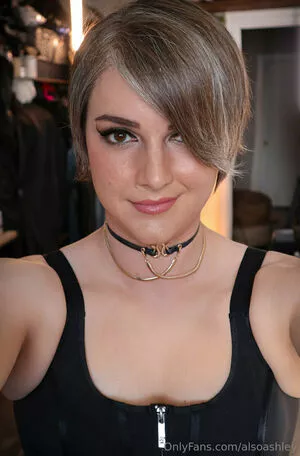 Ashley Barron OnlyFans Leaked Free Thumbnail Picture - #KS1xJh6JVN