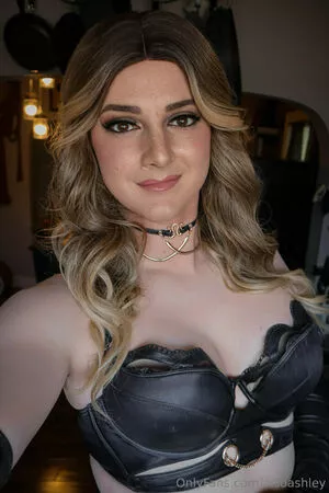 Ashley Barron OnlyFans Leaked Free Thumbnail Picture - #TB1PhkRIFL