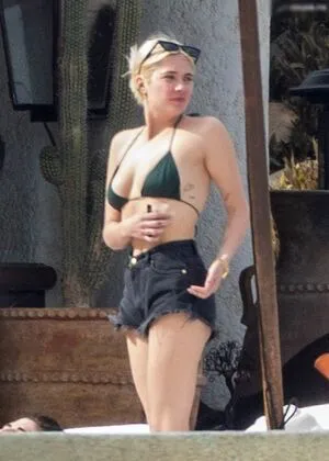 Ashley Benson OnlyFans Leaked Free Thumbnail Picture - #CHUWN6yyuZ