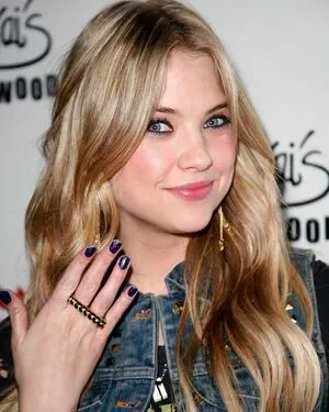 Ashley Benson OnlyFans Leaked Free Thumbnail Picture - #D4O37VEDbg